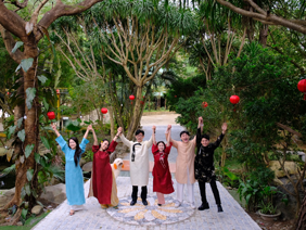 Combo vé vào cổng 2 (Bao gồm: 01 vé vào cổng và 01 suất ngâm chân thảo dược)